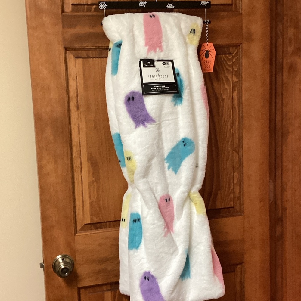 Storehouse Faux Fur Ghost Blanket 👻